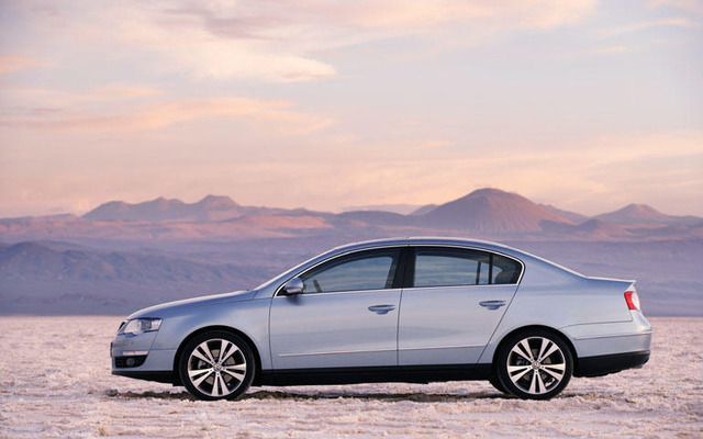 【VW パサート 新型日本発表】販売上のライバル