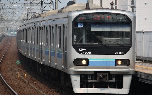 国際展示場駅がゴール最寄りとなる東京臨海高速鉄道では、12～18時台に上下合わせて13本が増発される。