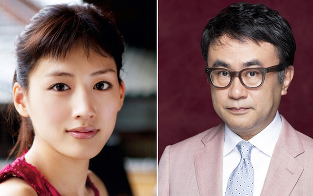 綾瀬はるか（宇宙人・ノエ役）＆三谷幸喜（監督）／映画『ギャラクシー街道』