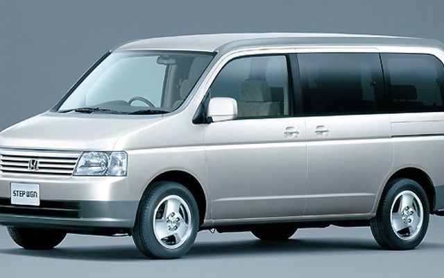 【新型ホンダ『ステップワゴン』出た!】スライドドアの話---コストと燃費