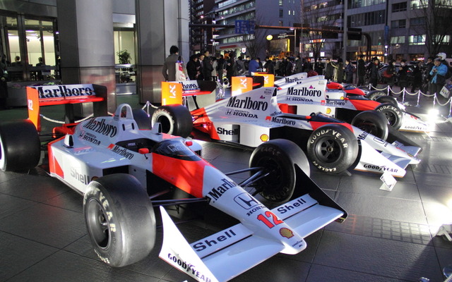 ホンダF1参戦記者会見が行なわれた青山本社に8台のF1マシンが集結