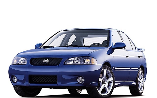【ニューヨークショー2001速報】日産『セントラ』はホンダ『シビック・タイプR』対抗?!