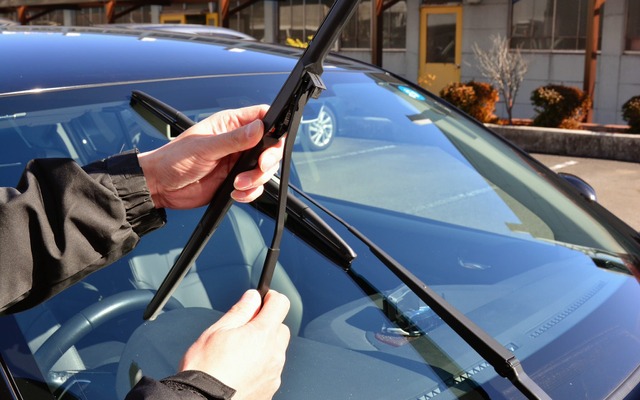 車のワイパー、年1回交換がおすすめの理由…1年で拭く面積は東京ドーム7個分
