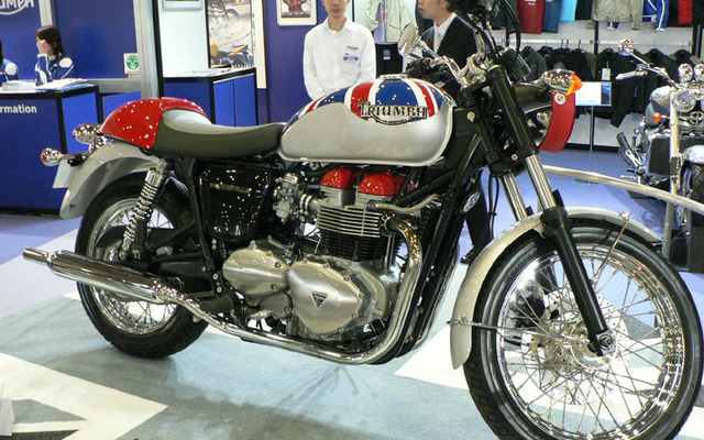 【東京モーターサイクルショー06】写真蔵…トライアンフ