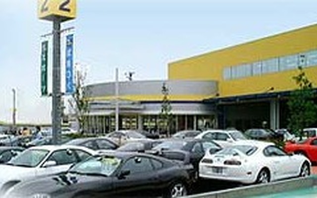 トヨタ、中古車販売に進出---大規模店を全国展開
