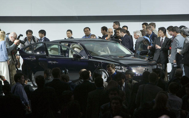【池原照雄の単眼複眼】トヨタ、ハイブリッド100万台は2012年