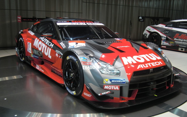 今季はチャンピオンナンバー「#1」でシーズンに臨む、ニスモ・チームのGT-R。