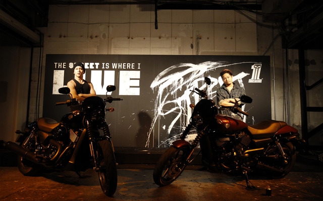 STREET 750 INTO THE NIGHT