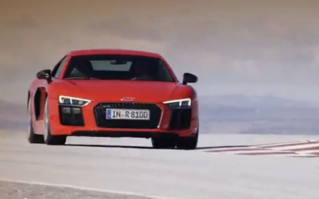 アウディ R8 新型