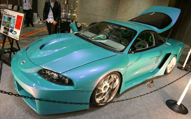 【東京スペシャルインポートカーショー06】未確認カスタムオーディオマシン登場!?