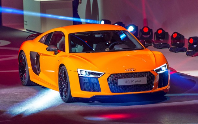 アウディ R8 新型