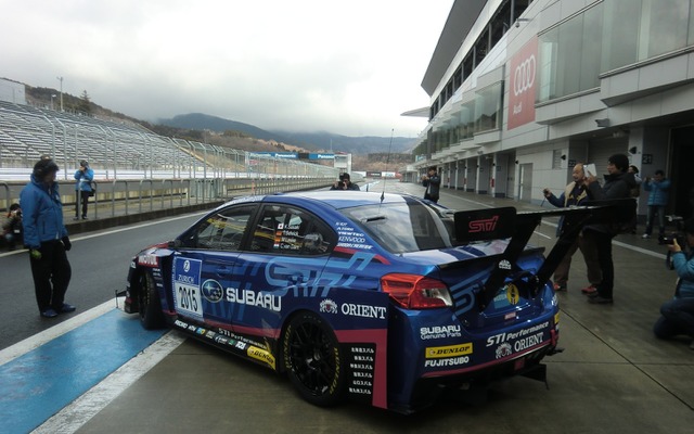4日、富士でサーキット初走行を実施した「SUBARU WRX STI」の15年ニュル24時間レース参戦車。