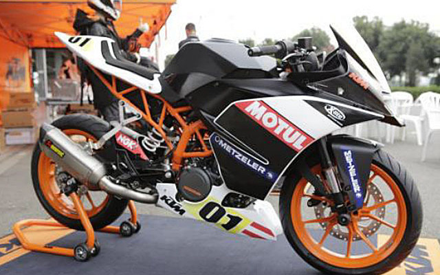 KTM RC390カップ仕様車