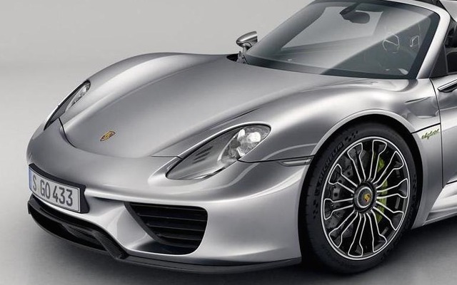 ポルシェ918スパイダーの特別色「Liquid Metals」