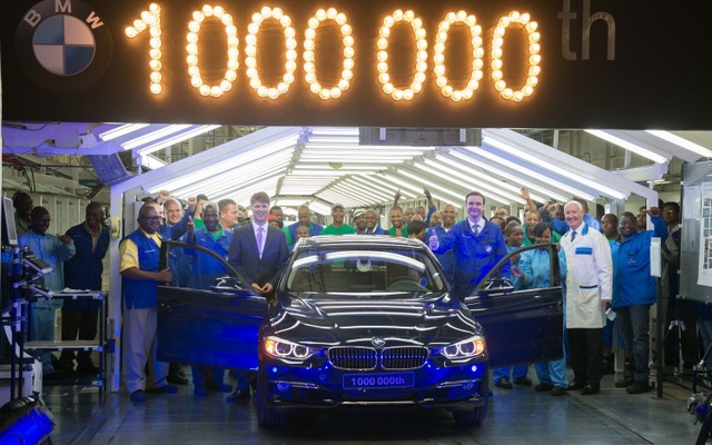 BMWの南アフリカ工場の累計生産100万台目となった3シリーズセダン
