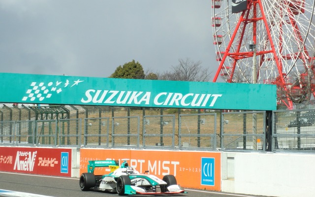 総合のトップタイムは#2 ロッテラーがマーク。