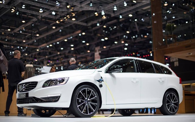 ボルボ V60 D5ツインエンジン・スペシャルエディション（ジュネーブモーターショー15）