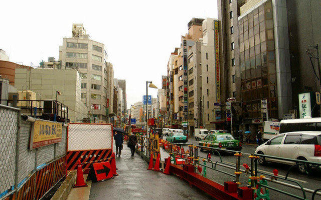 【東京ミッドタウン】都心にコンベションホール、内部アクセスも工夫