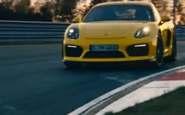 ポルシェ ケイマンGT4