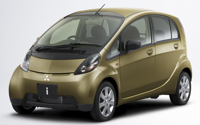 三菱自動車、「北海道日本ハムファイターズ」とスポンサーシップ契約