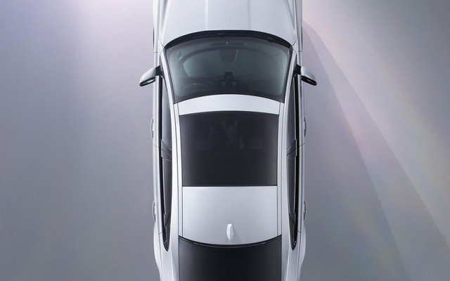 新型 ジャガー XF