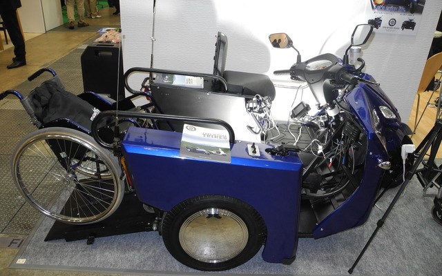 片山技研が開発した車いすでも乗車可能なバイク「COALA」