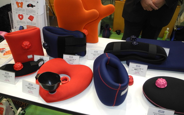 ヘルメット潜水が製造するユニークな「やわらか湯たんぽ」