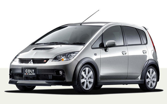 三菱 コルトRALLIART がモデルチェンジ、Version-Rを設定