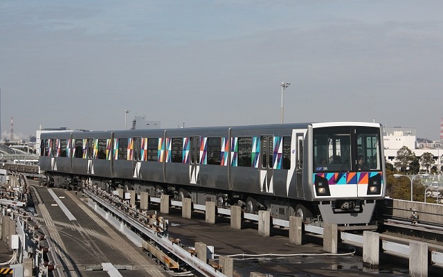 横浜シーサイドラインは3月30日にダイヤ改正を実施。運行間隔の変更や増発などを行う。写真はシーサイドラインの列車。