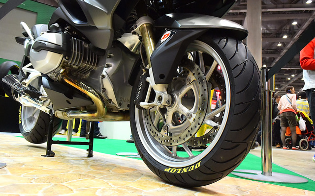 ダンロップ スポーツマックス ロードスマート3（東京モーターサイクルショー15）