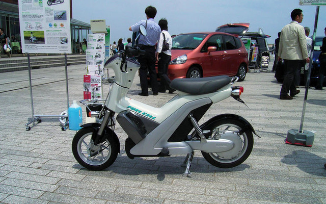 【エコカーワールド06】燃料電池車のリアリティ