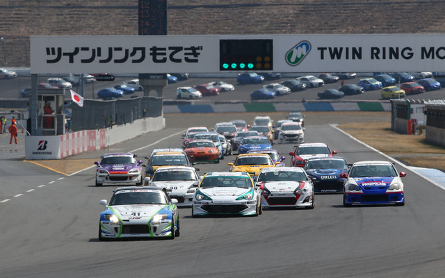 スーパー耐久開幕戦 決勝レース