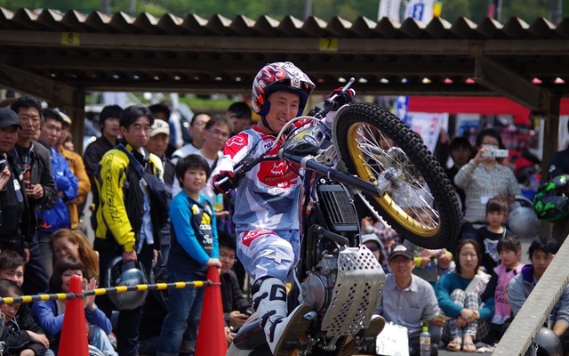 本多元治選手のデモ走行