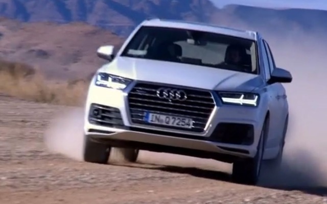 新型 アウディ Q7