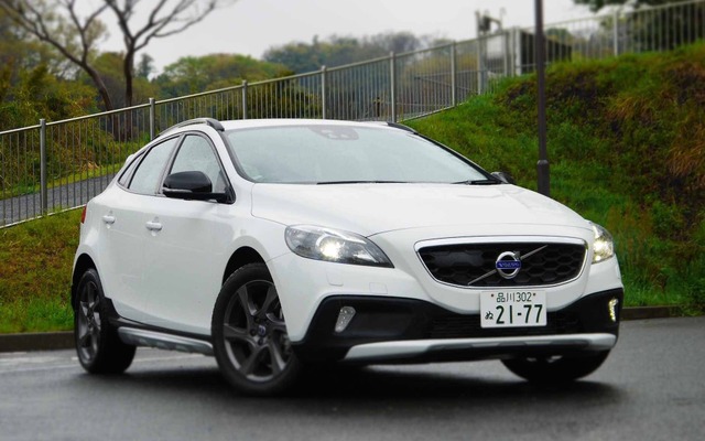 ボルボ V40クロスカントリー