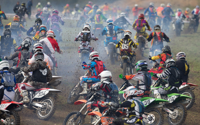 320台が広島大会を戦った