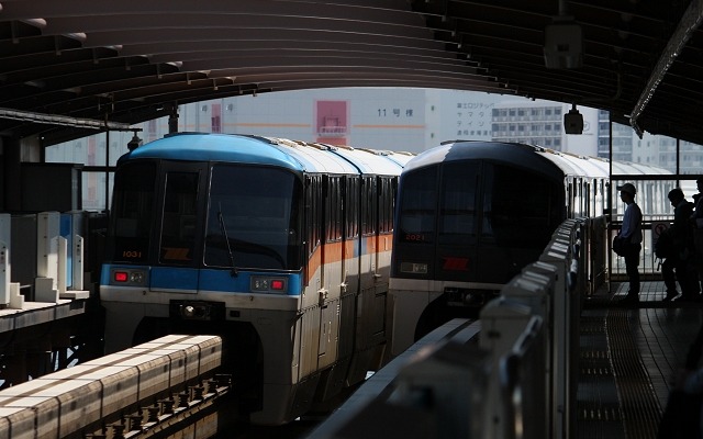 東京モノレールは5月に大井競馬場前駅で開業50周年のミニイベントを実施。写真展などを行う。