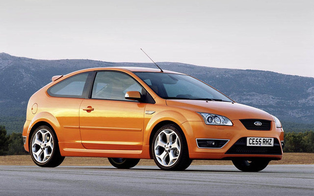 フォーカスST と 新型 ギャラクシー、英国自動車雑誌から受賞