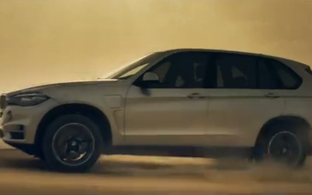 映画『ミッション：インポッシブルローグ・ネイション』に登場する新型BMW X5のPHV