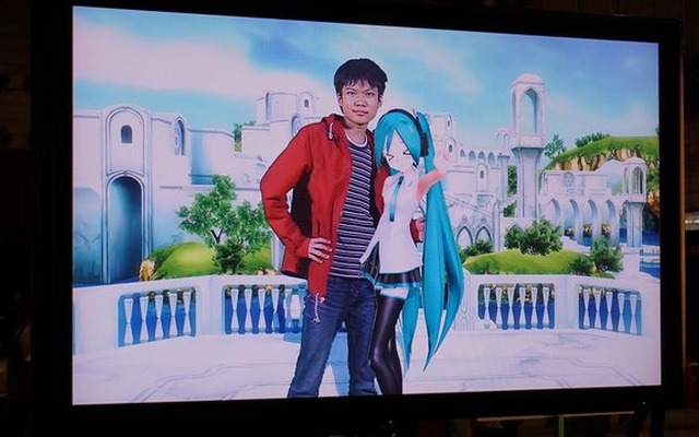 【超会議2015】二次元キャラと写真が撮れる「ニコニ立体写真館」が予想以上に凄かった
