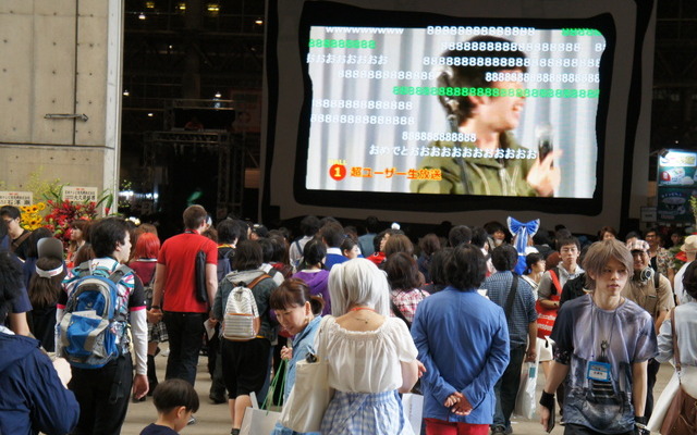 幕張メッセの全ホール使用、実来場者が2日間で15万人超のイベントに成長した「ニコニコ超会議」。