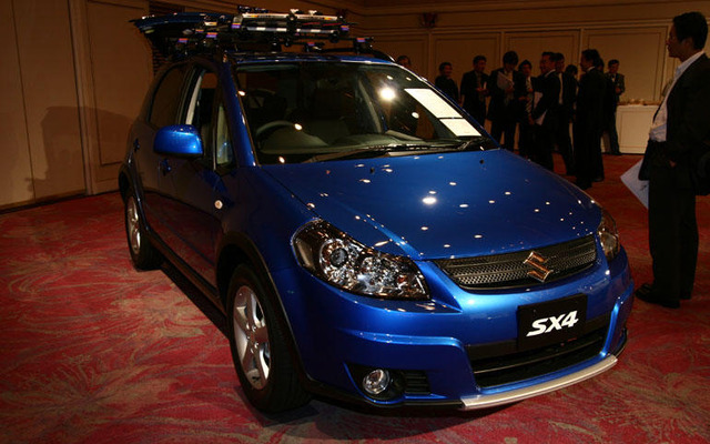 【スズキ SX4 発表】コンパクトカー全部がライバル