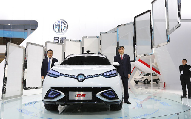 上海汽車のMG iGS（上海モーターショー15）
