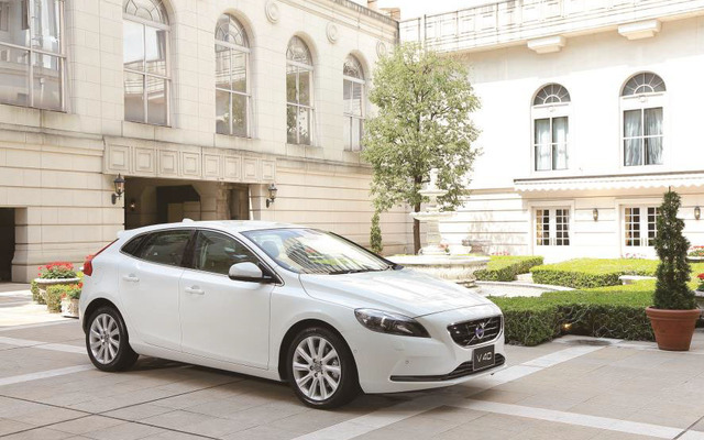 ボルボ V40 五明祐子セレクション