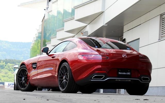 メルセデス AMG GT