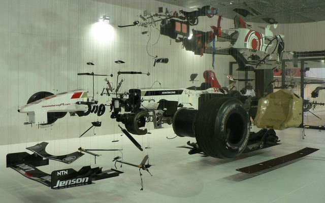 【ロンドンモーターショー06】ホンダF1マシンのアート
