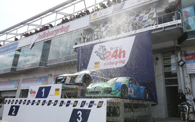 ニュルブルクリンク24時間レース 2015