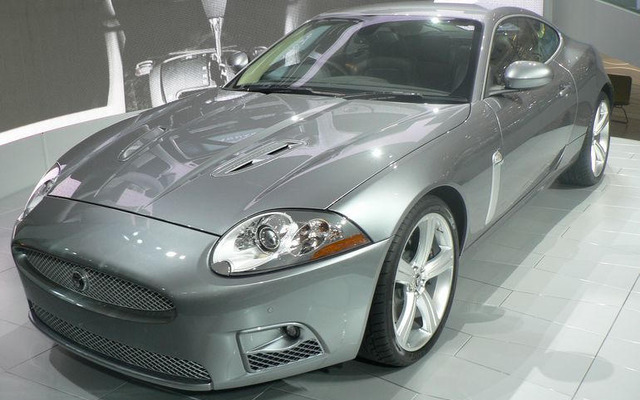 【ロンドンモーターショー06】アルミボディのジャガー XKR