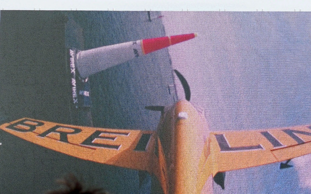 会場内に映し出された映像はガーミンのカメラによる