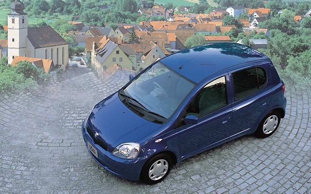 ネッツ店の累計販売1000万台突破!! で、記念モデル3車種発売